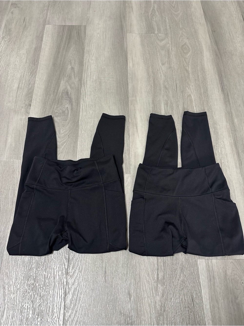 Bundle of 2 Victoria's Secret Black Active Skinny Straight Leg Black Leggings XS